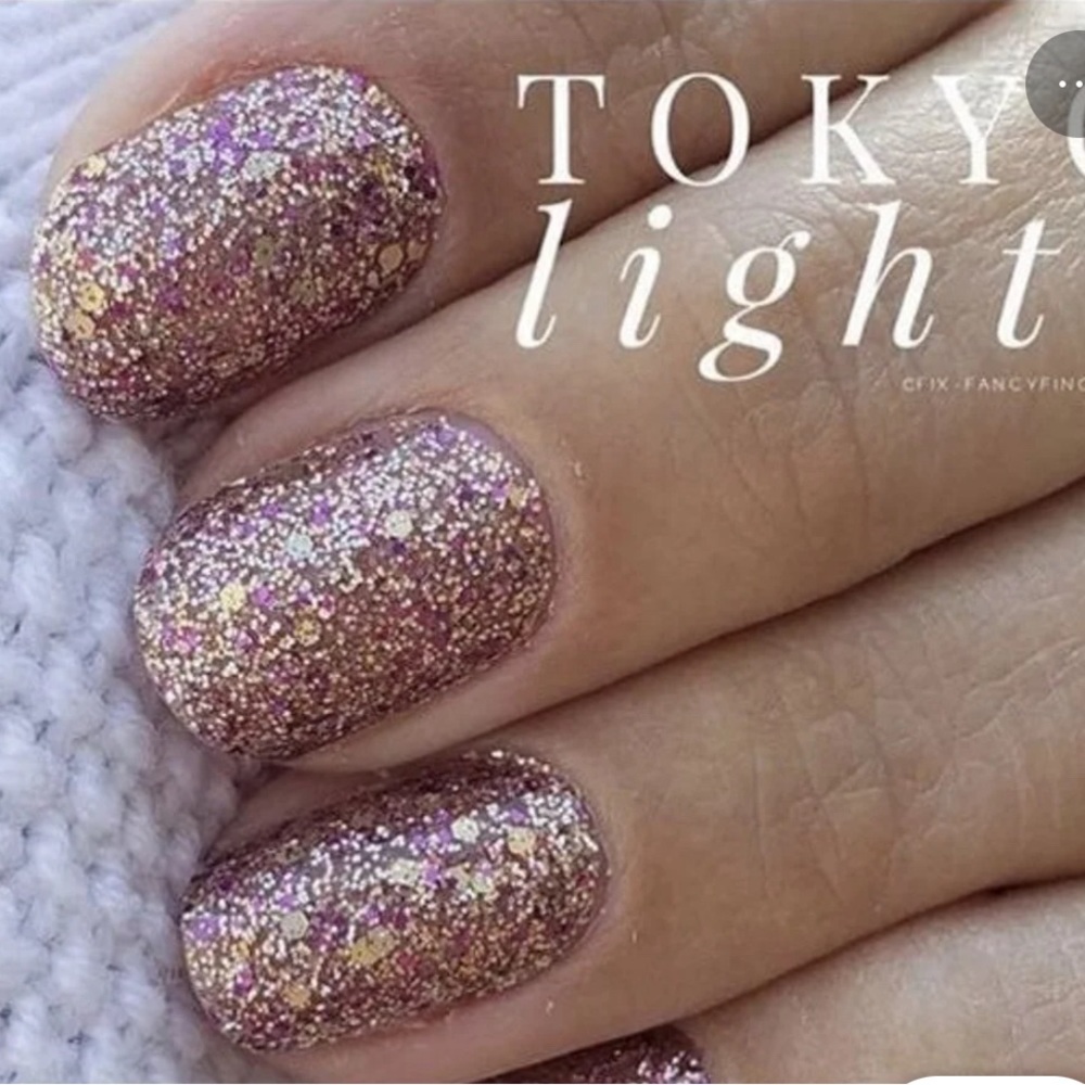 ColorStreet nails- Tokyo lights